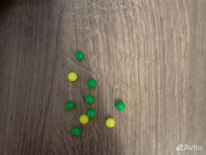 Игрушечный пистолет стреляет 30 метров 10 потрон