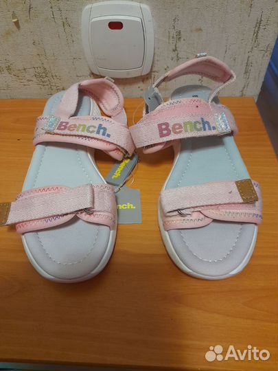 Босоножки для девочки-подростка