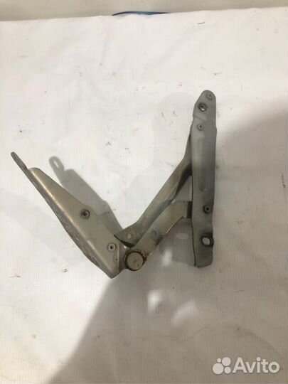 Петля крышки багажник левая ваз (LADA) kalina seda
