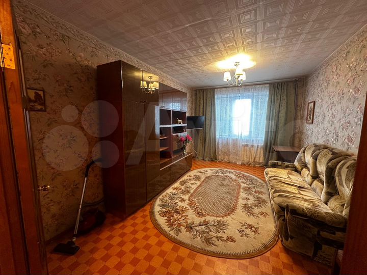 2-к. квартира, 50 м², 6/10 эт.