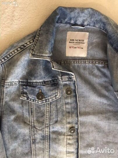 Куртка джинсовая