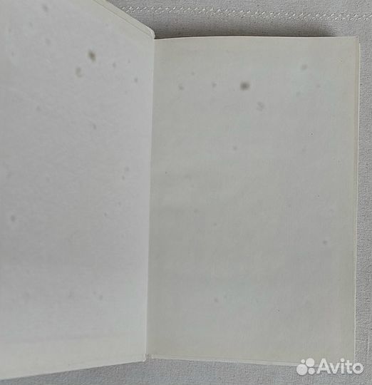 Книги фантастика и фэнтези. Толкин, Голодные игры