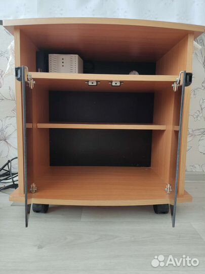 Тумба под тв