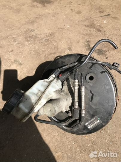 Вакуумный усилитель тормозов Ford Kuga 1. С главны
