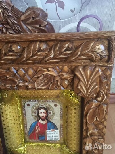 Полки для икон, домашний иконостас