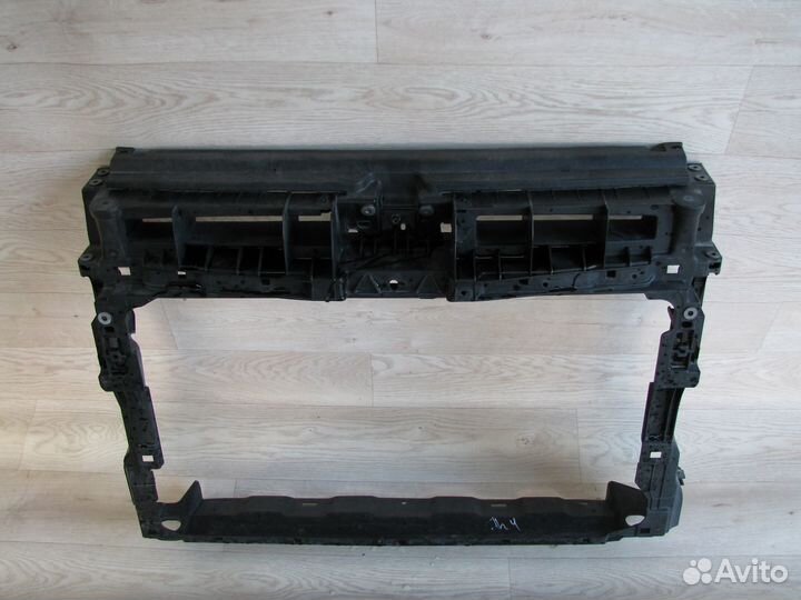 Volkswagen Tiguan 2 Панель передняя телевизор