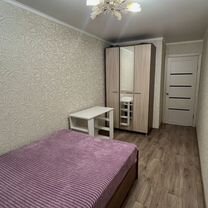 2-к. квартира, 43 м², 1/9 эт.