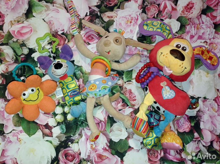 Игрушки для малышей пакетом