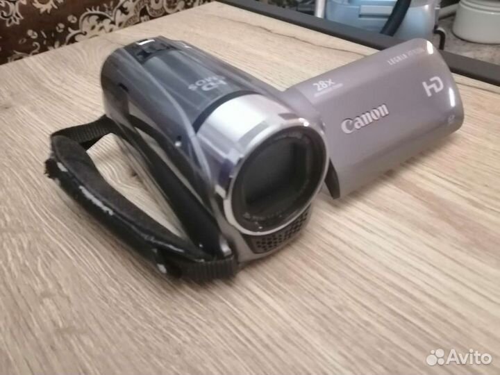 Видеокамера Canon Legria Hf R206