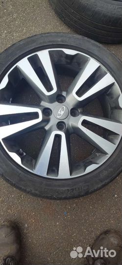 Оригинальный комплект R17 LADA Vesta SW Cross R17