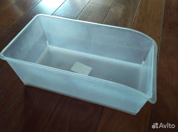 Контейнер с колесиками