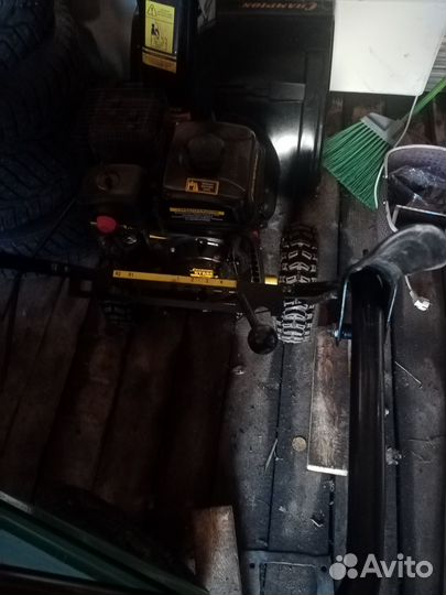 Снегоуборщик бензиновый бу