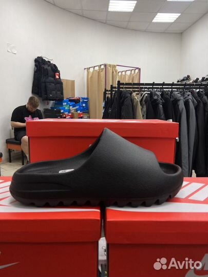 Шлепанцы летние adidas Yeezy Slide 2 расцветки