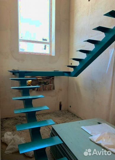 Изготовление лестниц под ключ