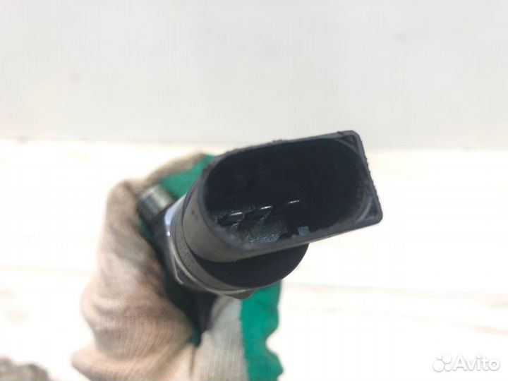 Датчик давления в рампе Mercedes Viano W639