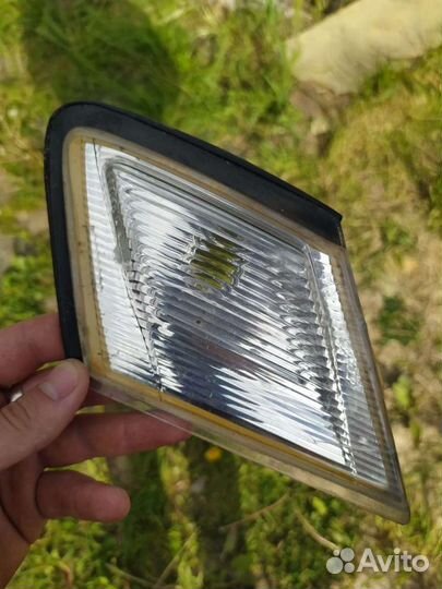 Поворотник марк 2 90 правый