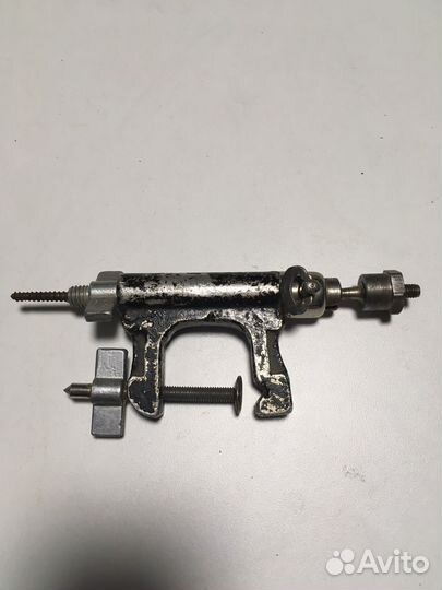 Штативы для фотоаппарата, телефона, лампы