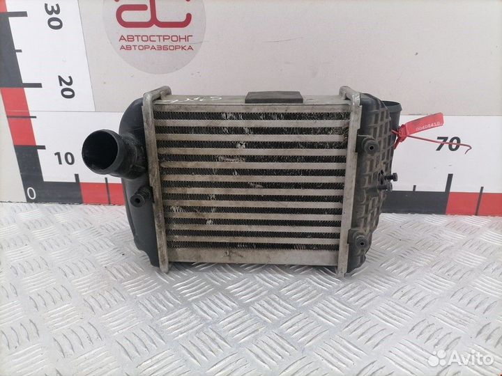 Интеркулер Audi A4 B6 2002 8E0145806C