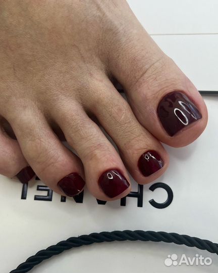 Педикюр и обработка стоп