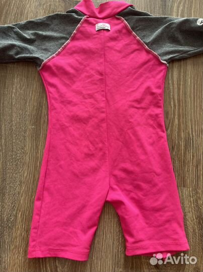 Купальник 92, аквашузы 22-23, спасательный жилет