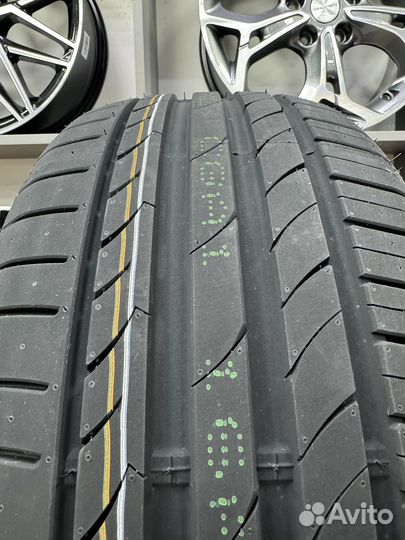 Tracmax X-Privilo TX3 255/50 R20 109Y