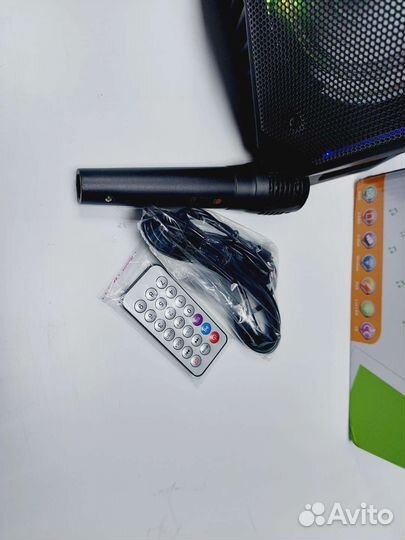 Колонка с караоке 30Вт 4000mAh (Окт139)