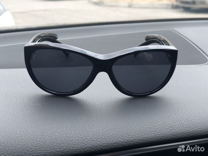 Очки Louis Vuitton