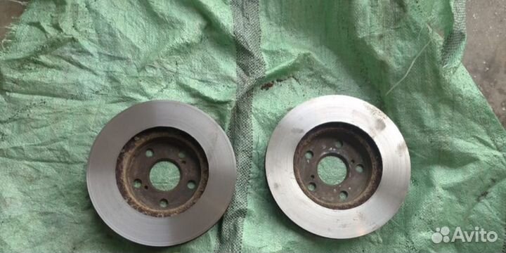 Диски тормозные передние Toyota Premio 240