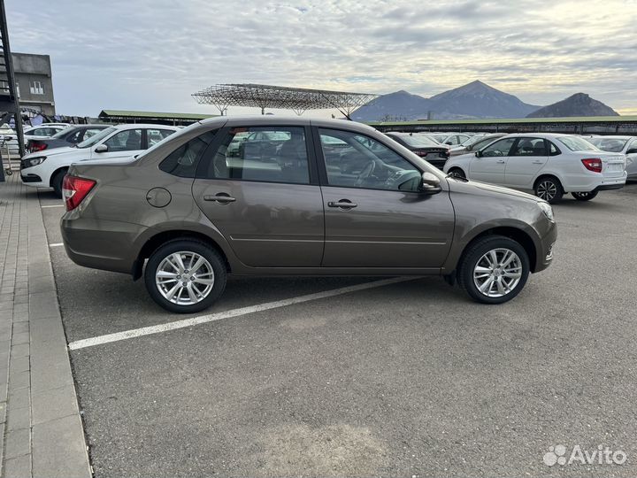 LADA Granta 1.6 МТ, 2024