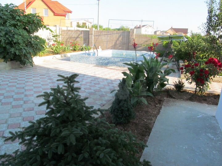 Комната 30 м² в 4-к., 1/2 эт.