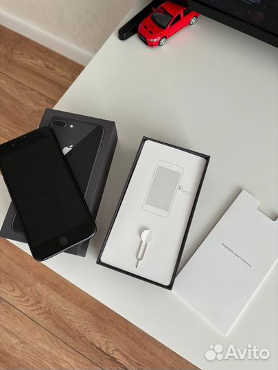 iPhone 8 Plus, 128 ГБ