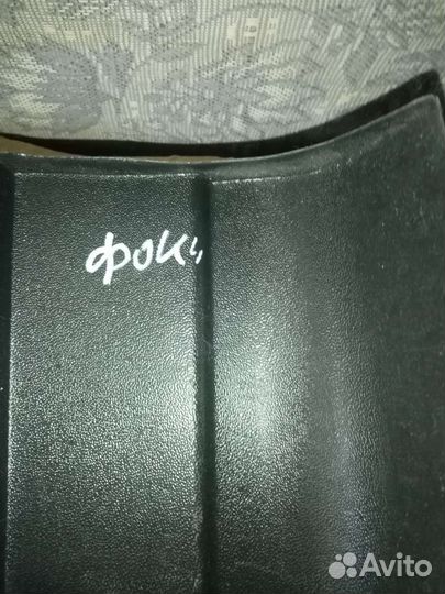 Накладки на пороги Ford focus