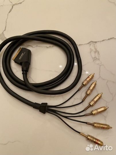 Аудио видео кабель Oehlbach 6 RCA-Scart