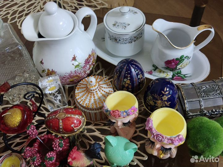 Статуэтки и другое