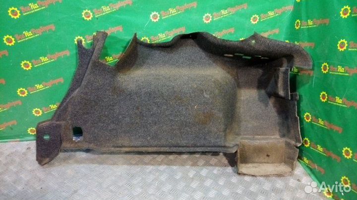 Обшивка багажника правая Volkswagen Passat B5