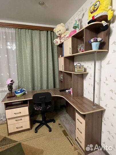 Компьютерный стол