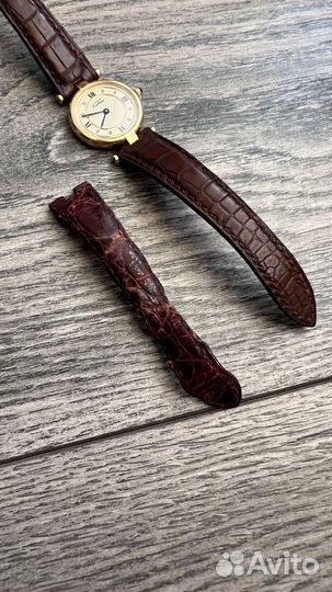 Ремешок на часы Cartier из кожи крокодила