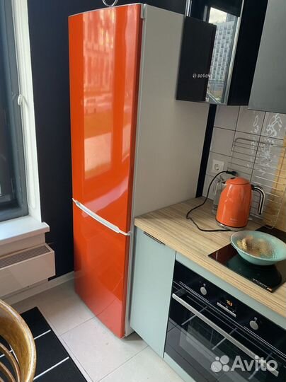 Оклейка мебели, шкафов, холодильников