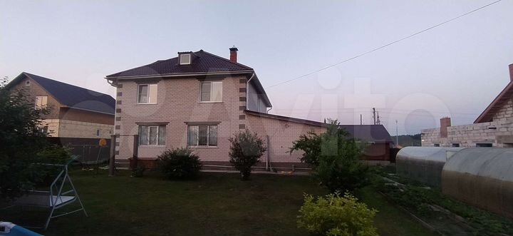 Дом 182,5 м² на участке 10,2 сот.