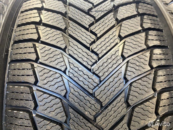 Michelin X-Ice Snow SUV 265/50 R22 112H