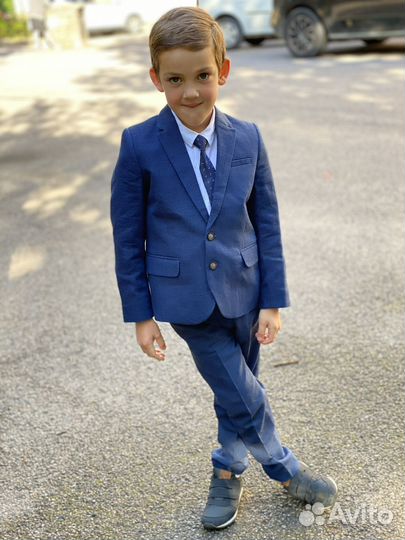 Школьный костюм для первоклашки