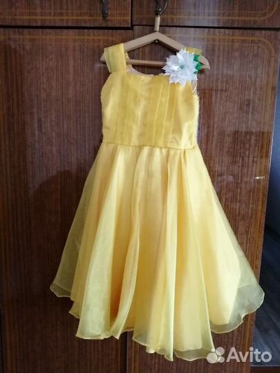 Нарядное платье