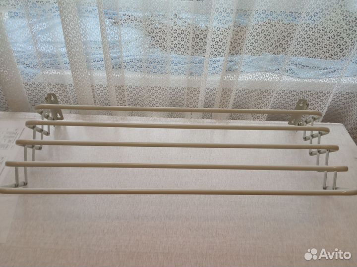 Вешалка для сушки белья,раздвижная,настенная