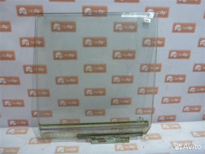 Стекло двери заднее левое Hyundai Galloper