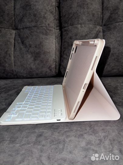 Чехол-клавиатура на (Xiaomi pad 5)