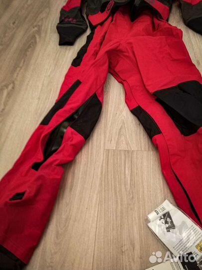 Сухой гидрокостюм для каякинга Bombergear