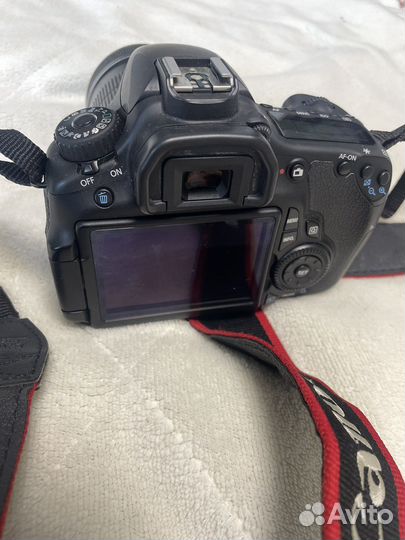 Зеркальный фотоаппарат canon 60d