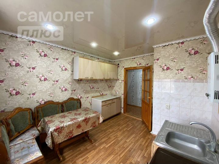 4-к. квартира, 74,2 м², 2/3 эт.