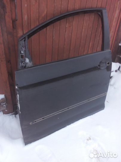 Водительская дверь на Гольф Плюс