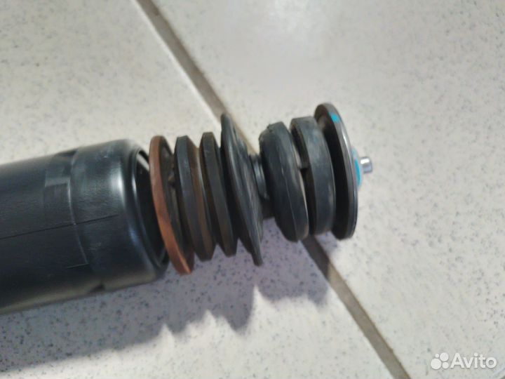 Задние амортизаторы Нексия N150, Комплект оригинал